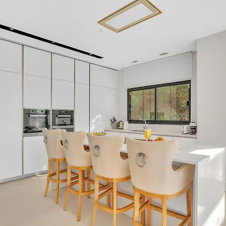 Villa Serena By Finest