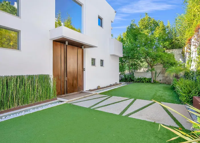 Serena By Finest Villa Estepona