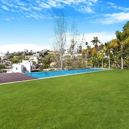 Serena Villa *