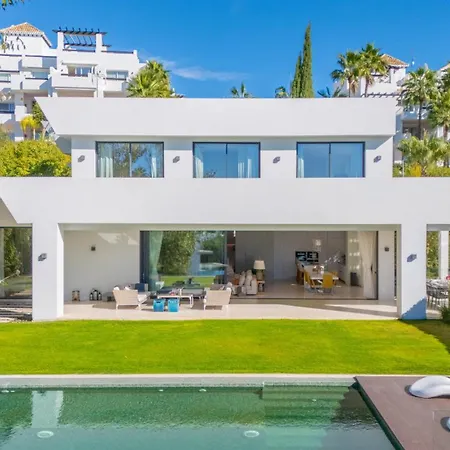 Vila Serena By Finest Estepona
